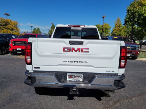 New 2026 GMC Sierra 2500 SLE w/ SLE Value Package; image 10