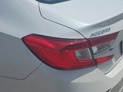 Used 2021 Honda Accord Touring image 35