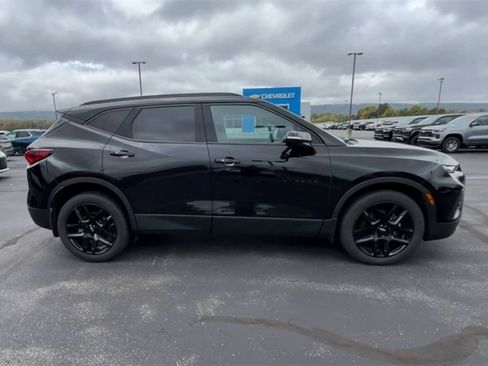Used 2019 Chevrolet Blazer LT image 9