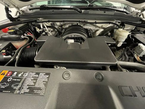 Used 2018 Chevrolet Suburban Premier image 48