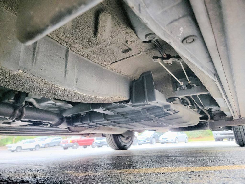 Used 2002 Toyota Sienna XLE w/ XLE Luxury Pkg FWD image 3