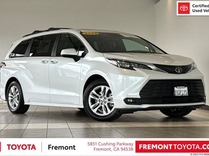 Certified 2026 Toyota Sienna XLE