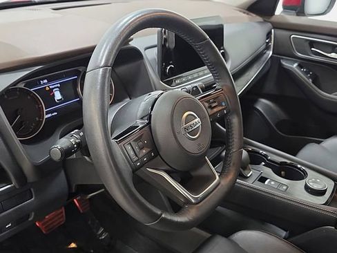 Used 2021 Nissan Rogue SL w/ Premium Package AWD/4WD image 14