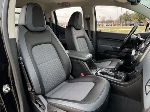 Used 2020 Chevrolet Colorado Z71 image 30