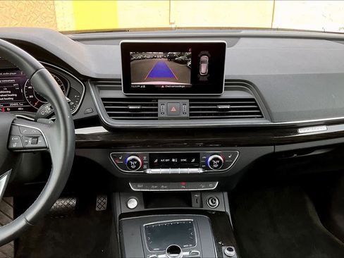 Used 2019 Audi Q5 2.0T Premium Plus image 7