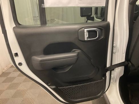 Used 2024 Jeep Wrangler Willys image 67