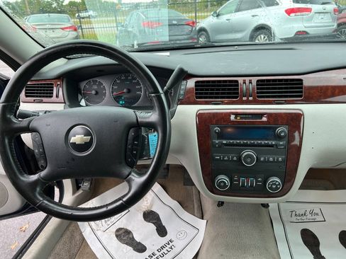 Used 2008 Chevrolet Impala LT FWD image 20