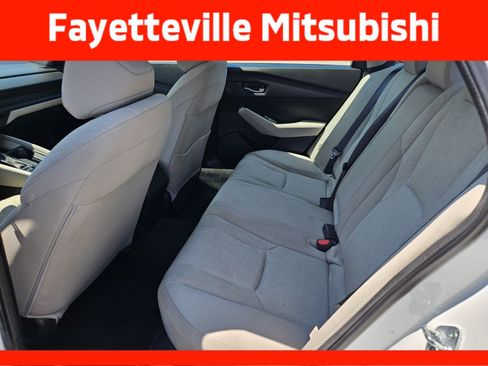 Used 2023 Honda Accord EX image 10