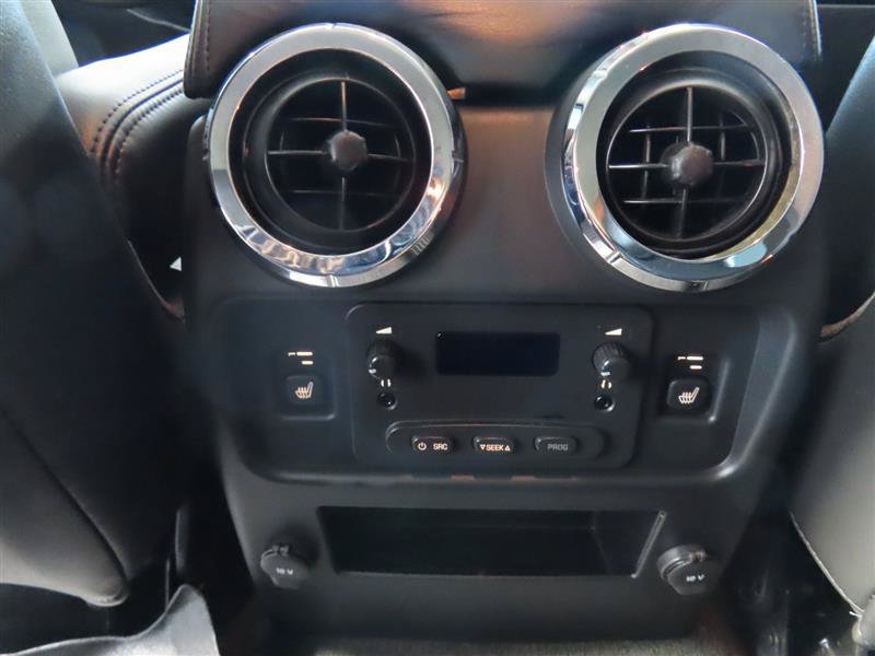Used 2005 HUMMER H2 w/ Preferred Equipment Group AWD/4WD image 33