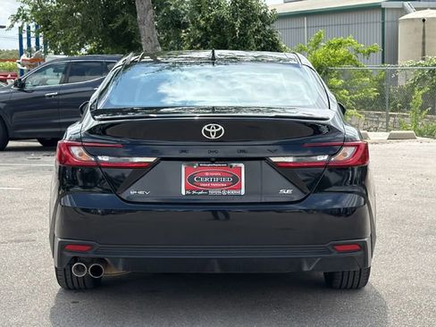 Certified 2025 Toyota Camry SE FWD image 7