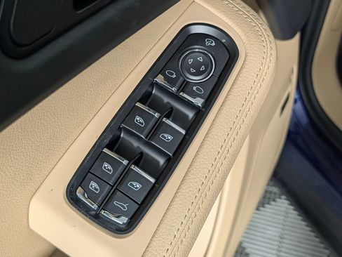 New 2026 Porsche Macan AWD/4WD image 27