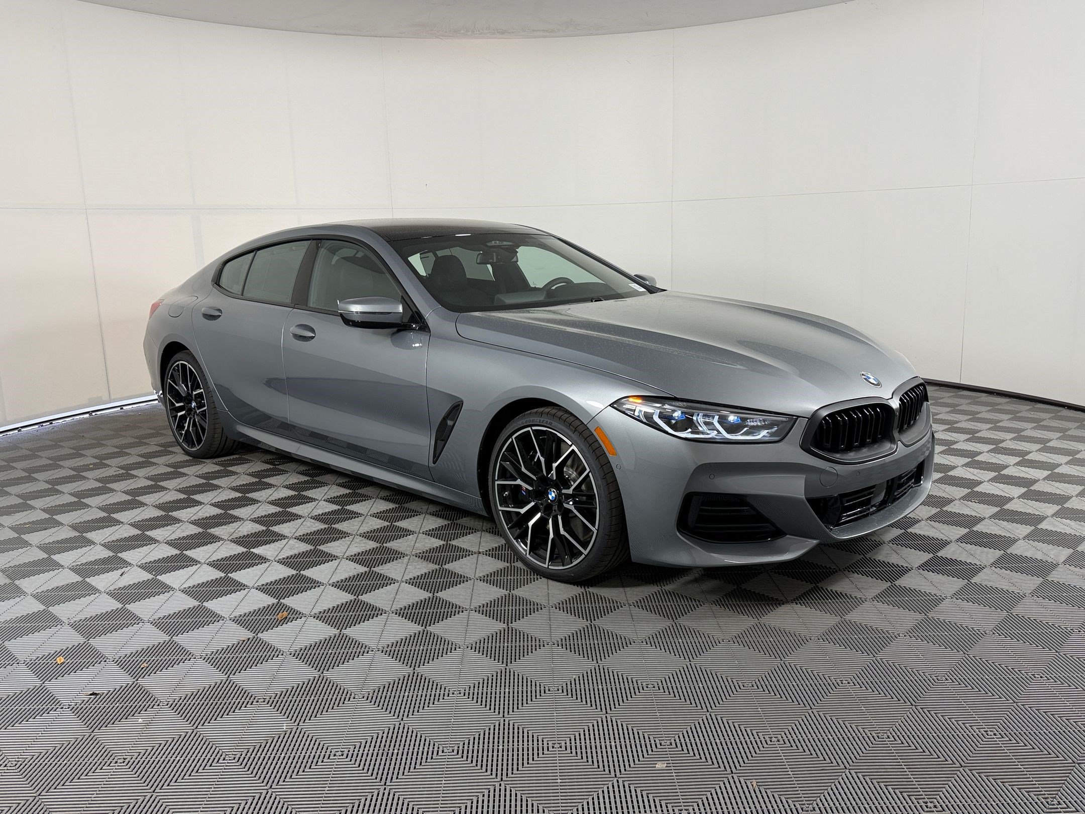 Used 2026 BMW 840i RWD image 7