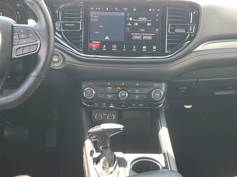 Used 2025 Dodge Durango GT AWD/4WD image 16