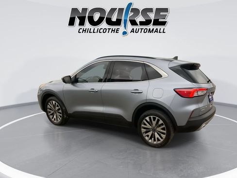 Used 2022 Ford Escape Titanium AWD/4WD image 6