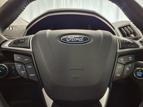Used 2024 Ford Edge Titanium AWD/4WD image 17