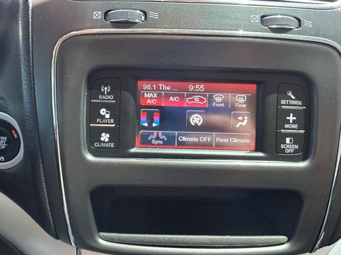 Used 2020 Dodge Journey SE w/ SE Popular Equipment Group FWD image 24
