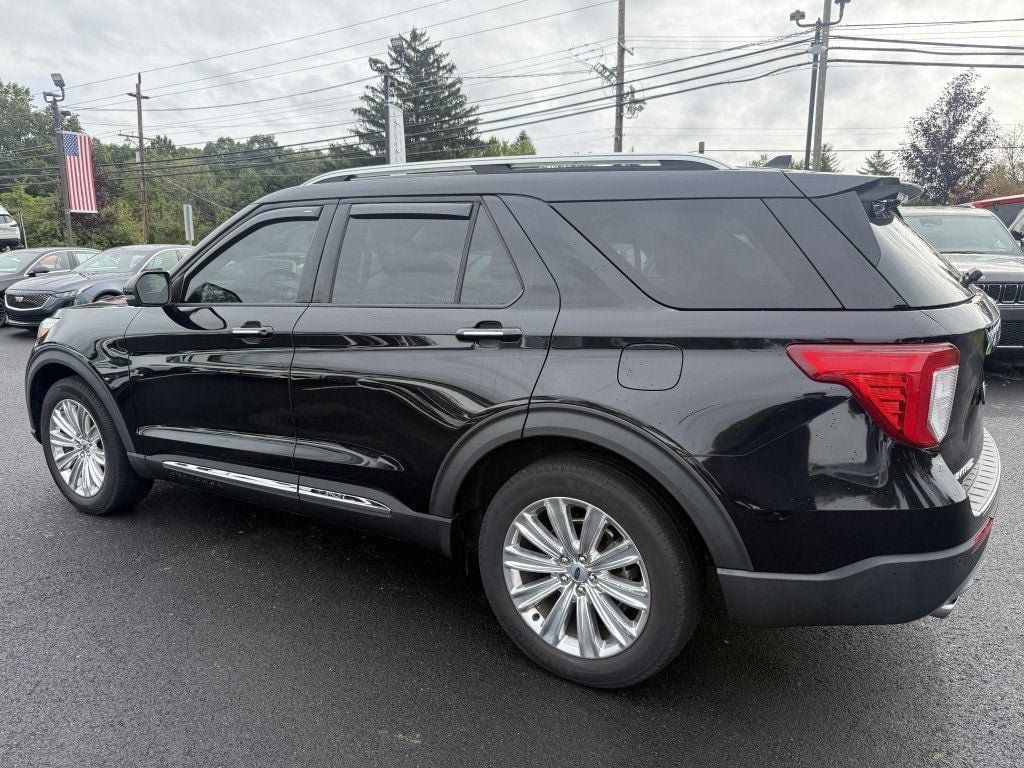 Used 2021 Ford Explorer Limited w/ Equipment Group 301A AWD/4WD image 6