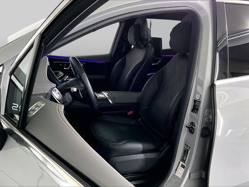 Used 2023 Mercedes-Benz EQS 580 4MATIC SUV image 8