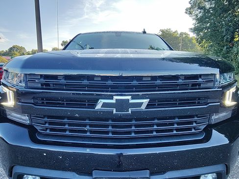 Used 2022 Chevrolet Silverado 1500 RST w/ Safety Package AWD/4WD image 11