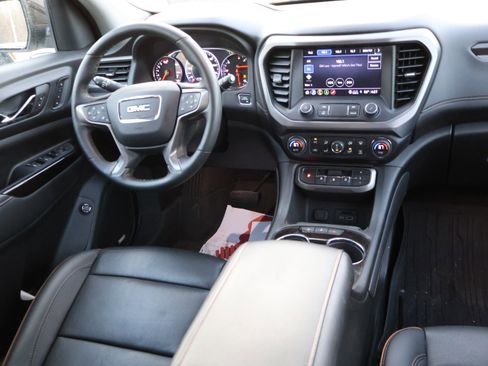 Used 2023 GMC Acadia AT4 w/ Technology Package image 19