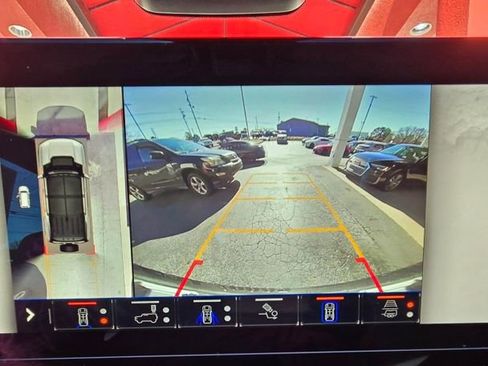 Used 2024 GMC Hummer EV 3X image 25