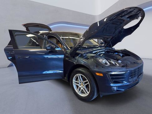 Used 2017 Porsche Macan AWD/4WD image 9