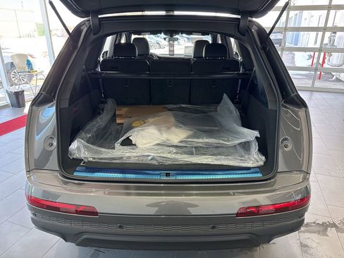 New 2026 Audi Q7 2.0T Premium image 9