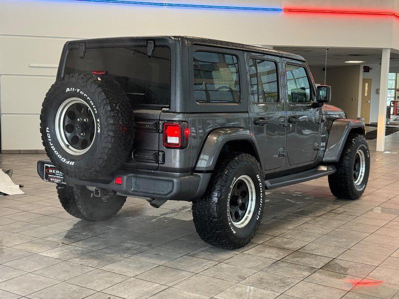 Used 2018 Jeep Wrangler Unlimited Sahara w/ Cold Weather Group AWD/4WD image 3
