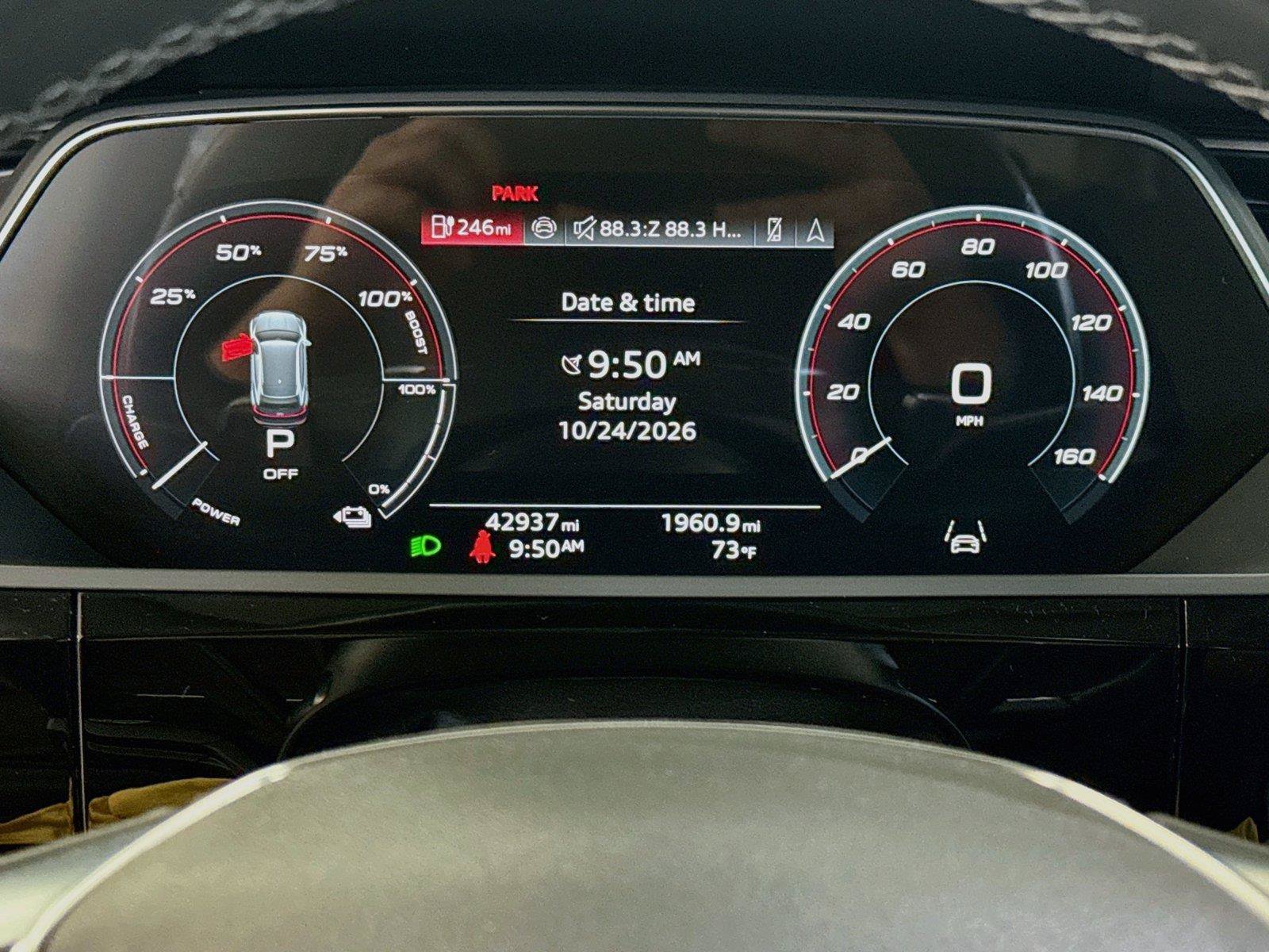 Used 2024 Audi Q8 e-tron Premium Plus AWD/4WD image 12