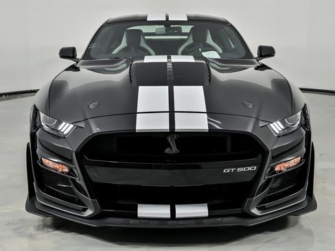 Used 2020 Ford Mustang Shelby GT500 w/ Carbon Fiber Track Pack image 5