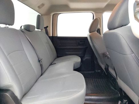 Used 2018 RAM 1500 ST w/ SXT Appearance Group AWD/4WD image 28