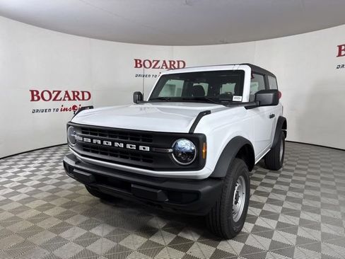 New 2025 Ford Bronco 2-Door image 3