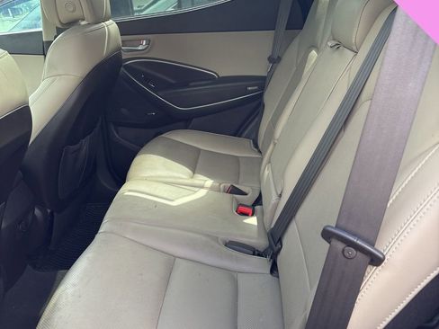 Used 2017 Hyundai Santa Fe Sport image 18