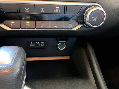 Used 2025 Nissan Altima 2.5 SV FWD image 13
