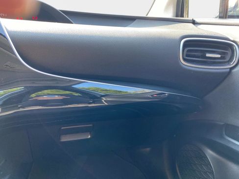 Used 2017 Toyota Prius Prime Plus image 10