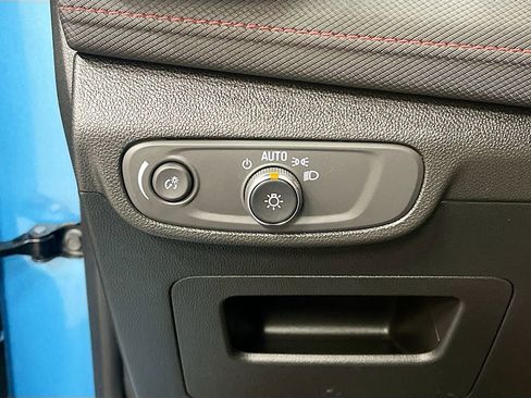 Used 2025 Chevrolet TrailBlazer RS w/ Convenience Package image 10