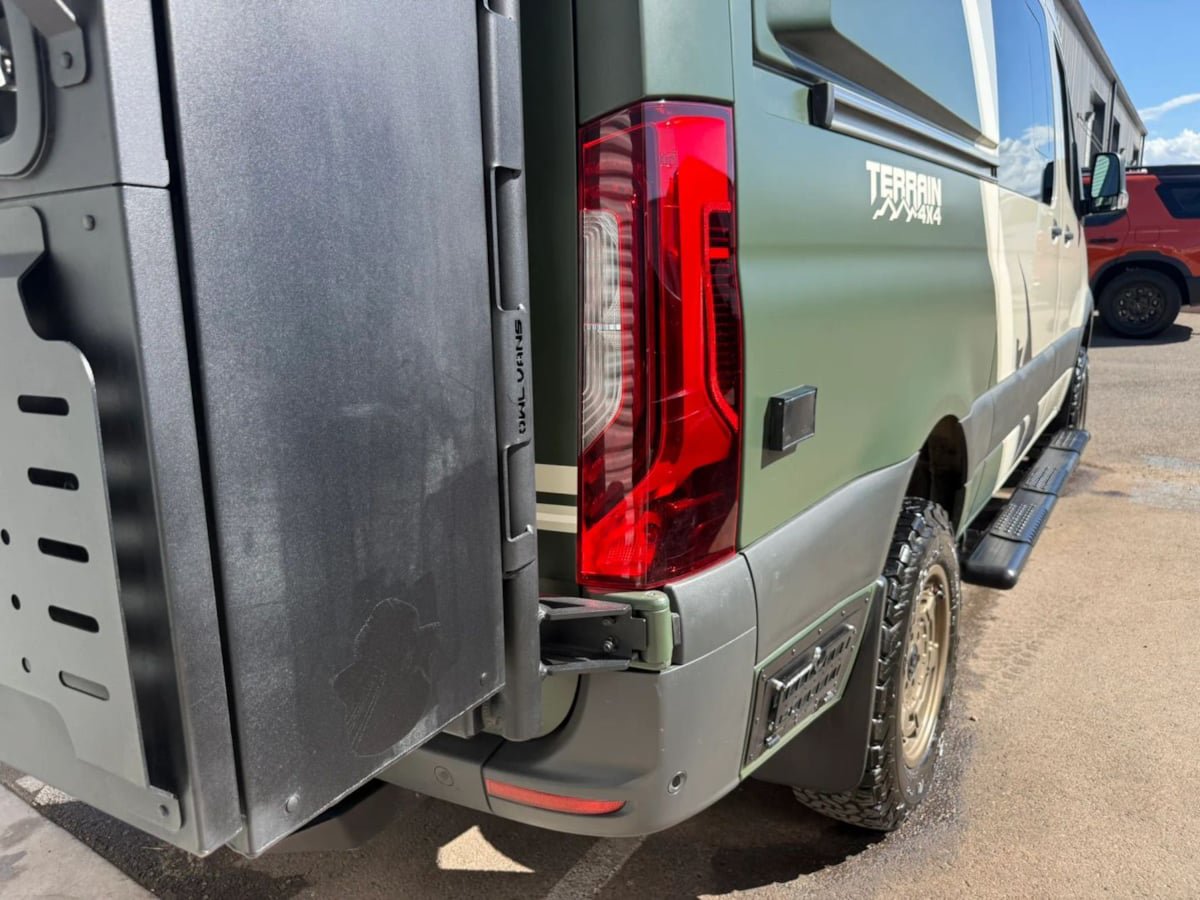 Used 2022 Mercedes-Benz Sprinter 2500 image 18