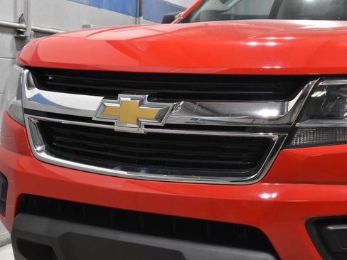 Used 2019 Chevrolet Colorado W/T w/ WT Convenience Package image 30