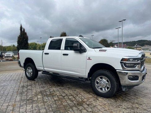 New 2026 RAM 2500 Tradesman AWD/4WD image 4