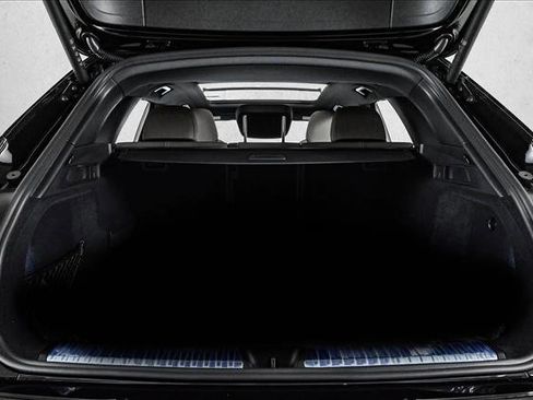 New 2025 Audi Q5 Premium Plus image 6