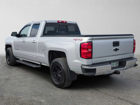 Used 2017 Chevrolet Silverado 1500 LT w/ All Star Edition AWD/4WD image 5