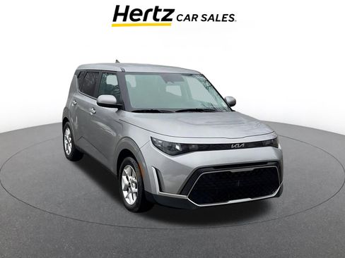 Used 2025 Kia Soul LX w/ LX Technology Package image 1