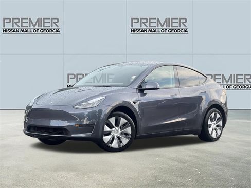 Used 2023 Tesla Model Y Long Range AWD/4WD image 1