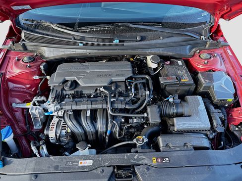 New 2025 Hyundai Elantra SEL image 23