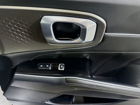 Used 2023 Kia Sorento SX image 33