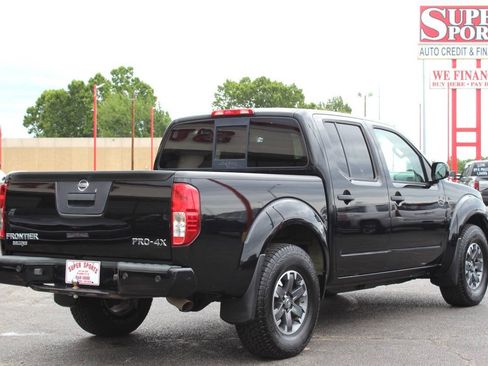 Used 2018 Nissan Frontier PRO-4X AWD/4WD image 4