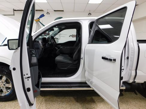 Used 2022 Ford F150 XLT w/ Equipment Group 301A Mid image 29