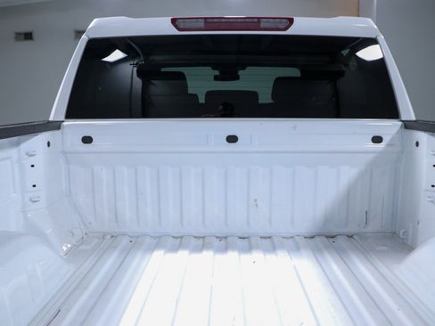 Used 2024 Chevrolet Silverado 1500 Custom AWD/4WD image 28