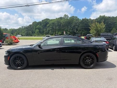 Used 2016 Dodge Charger R/T RWD image 29