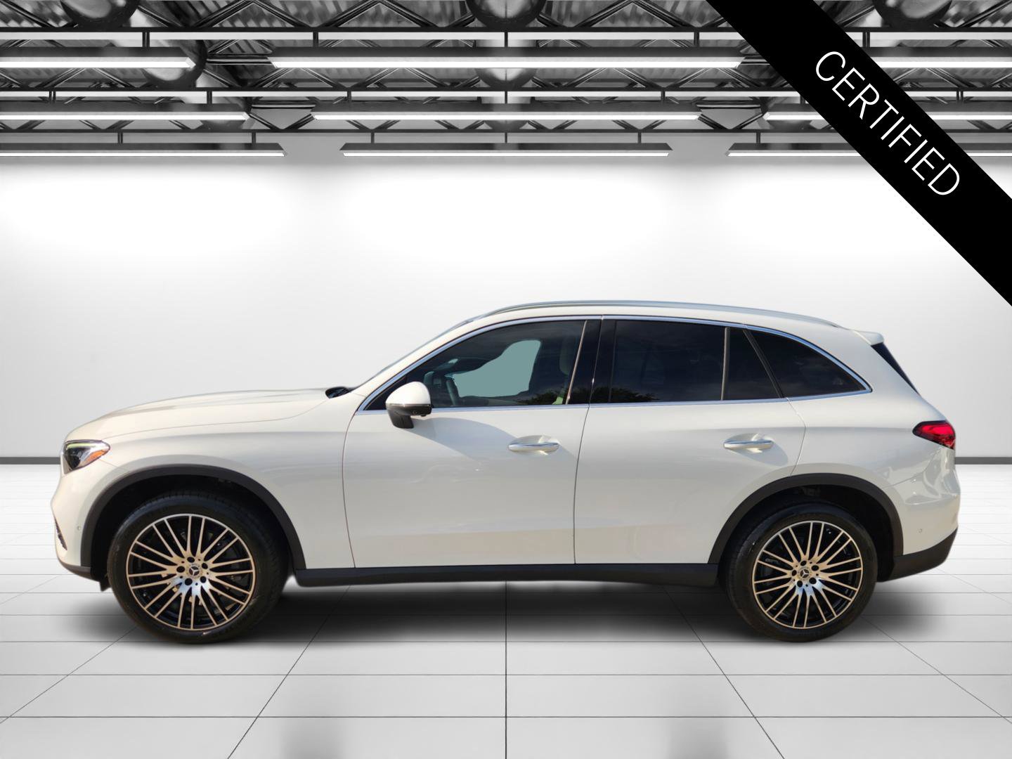 Certified 2024 Mercedes-Benz GLC 300 4MATIC image 6